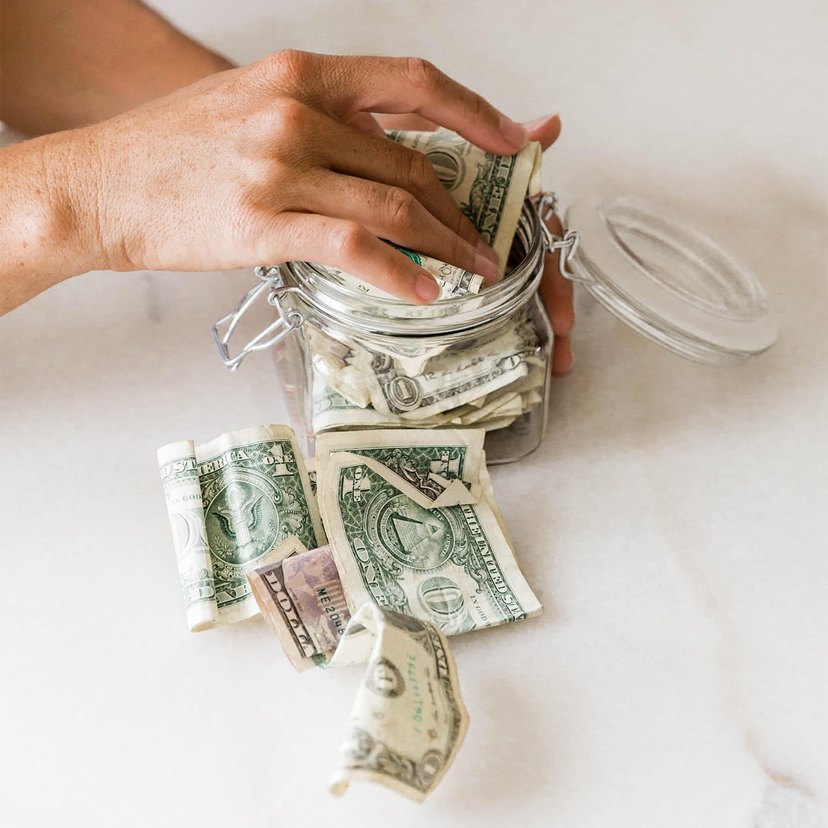 Maakt geld gelukkig? Maakt geld gelukkig?