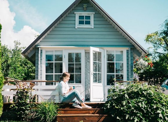 Je tuin opknappen? Kunststof achterdeuren en meer tips Je tuin opknappen? Kunststof achterdeuren en meer tips
