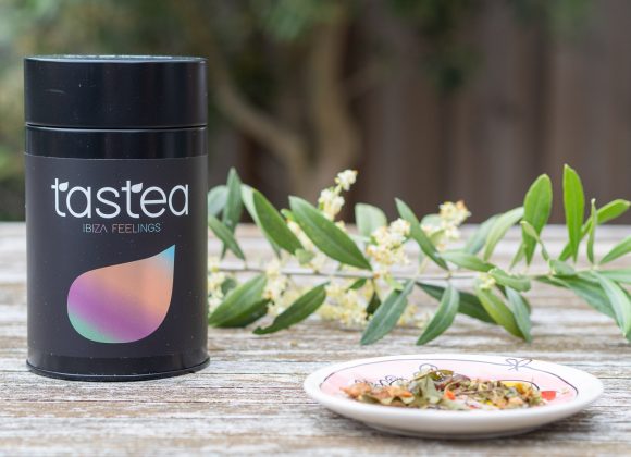 Tastea thee Ibiza Feelings review ervaring