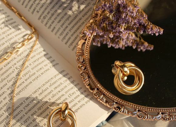 Gouden sieraden onderhouden