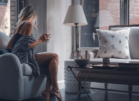 Heel moe wakker worden, zo word je weer uitgerust wakker