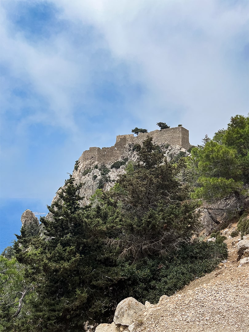 Kasteel Monolithos, één van de bezienswaardigheden op Rhodos eiland