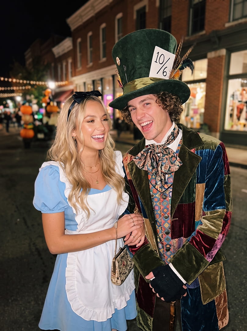 Alice in Wonderland en hoedenmaker halloween kostuum koppel