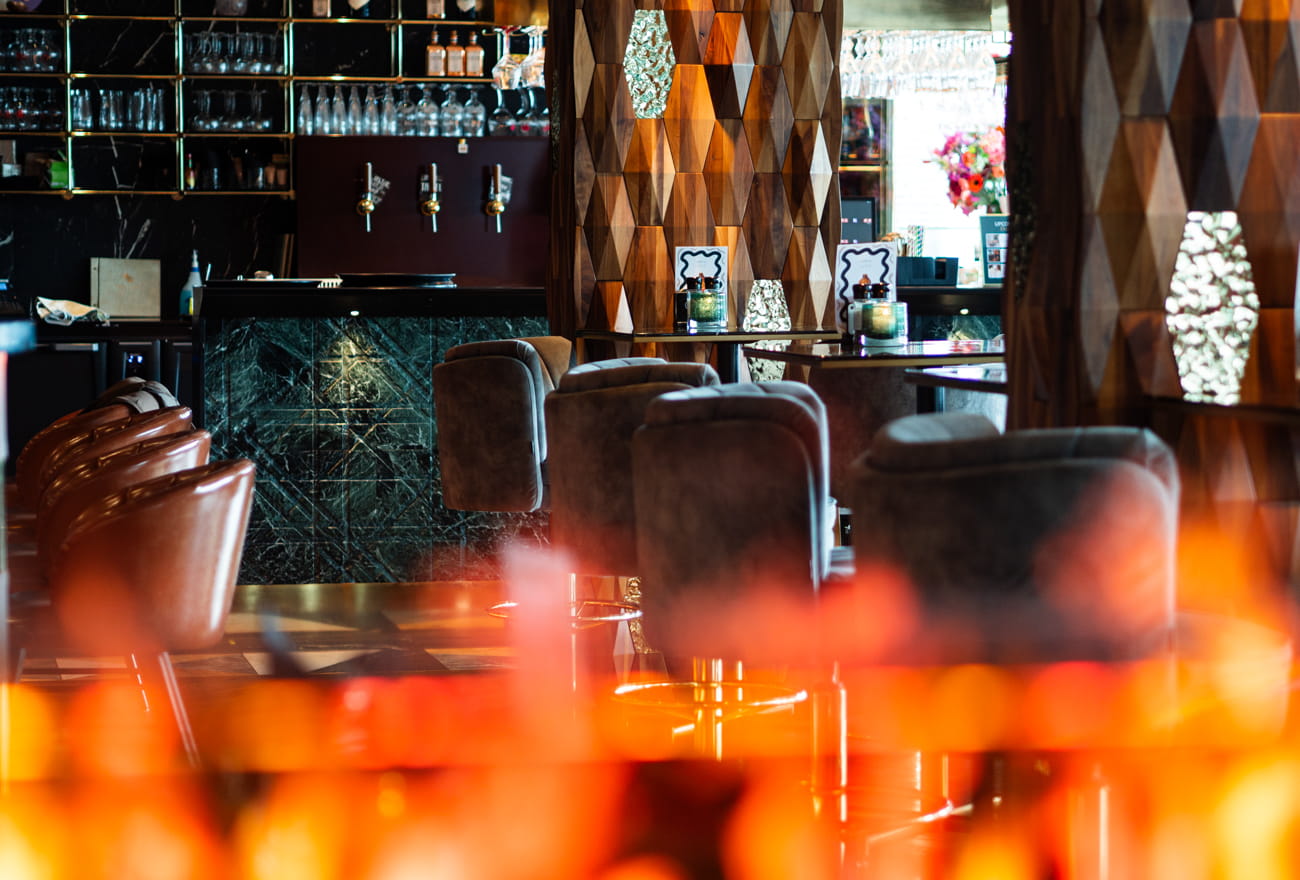 Wohrmann's Bar voor cocktails & bites bij Van der Valk Breda